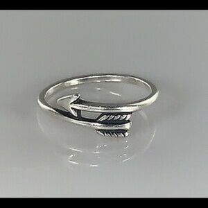 Arrow james avery ring